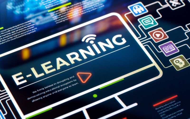 khái niệm phần mềm elearning