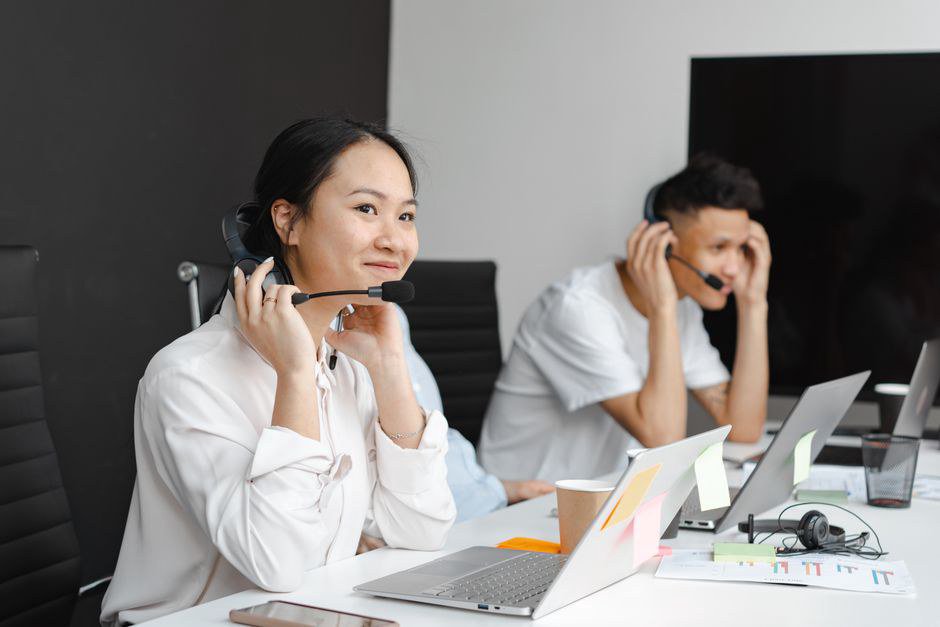 AI agent cho doanh nghiệp B2B: Phân tích kỹ thuật về khả năng thay thế CSKH truyền thống AI agent cho doanh nghiệp B2B: Phân tích kỹ thuật về khả năng thay thế CSKH truyền thống